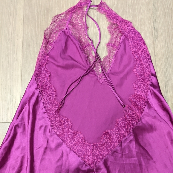 Victoria's Secret lingerie - Picture 2 of 5